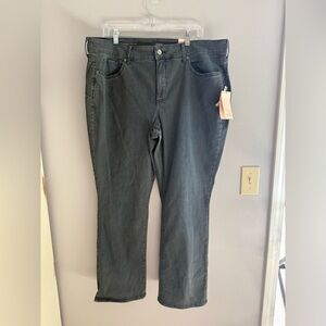 Not Your Daughters Jeans Marilyn Straight Cool Embrace Lift & Tuck Technology